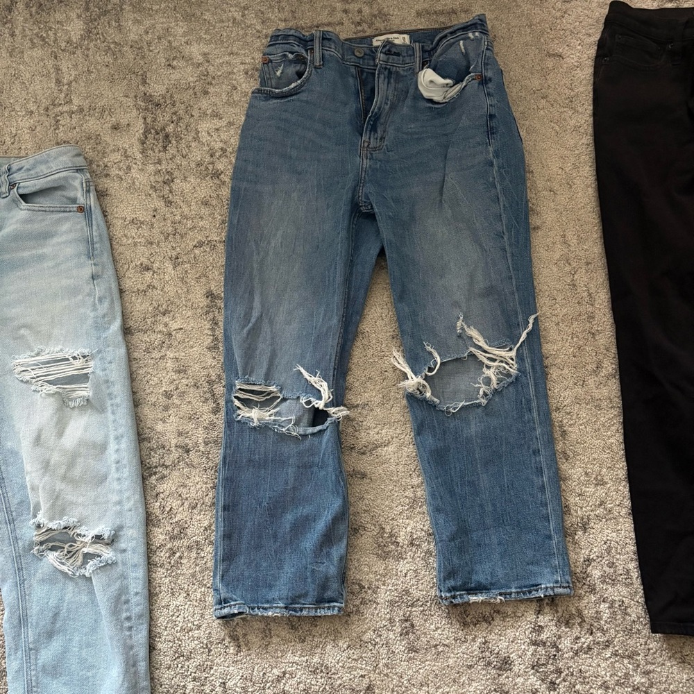 Abercrombie & Fitch Blue Distressed Boyfriend ultra high rise straight Jeans